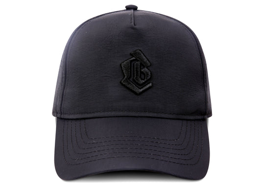 GORRA CON MONOGRAMA - NEGRO 